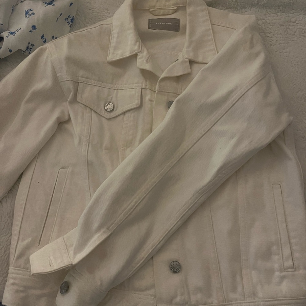 XS white everlane jean jacket